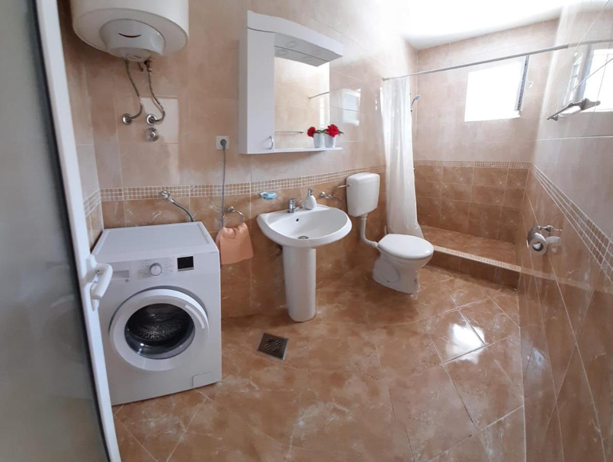 Ban Apartmani Будва Екстер'єр фото