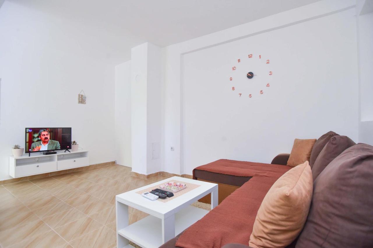 Ban Apartmani Будва Екстер'єр фото