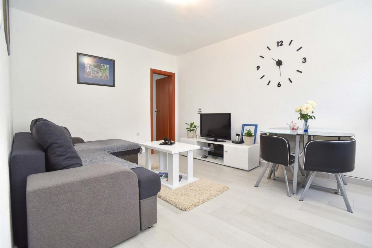Ban Apartmani Будва Екстер'єр фото